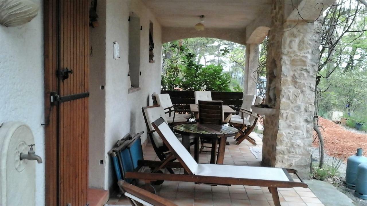Domisiladore Esparron-de-Verdon Exterior photo